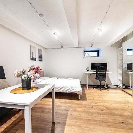 Dana-Entire Apartment Very Quiet And Central 2 تالين المظهر الخارجي الصورة