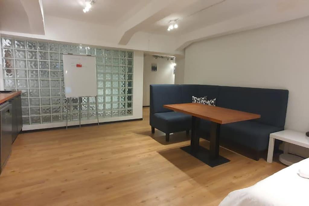 Dana-Entire Apartment Very Quiet And Central 2 تالين المظهر الخارجي الصورة