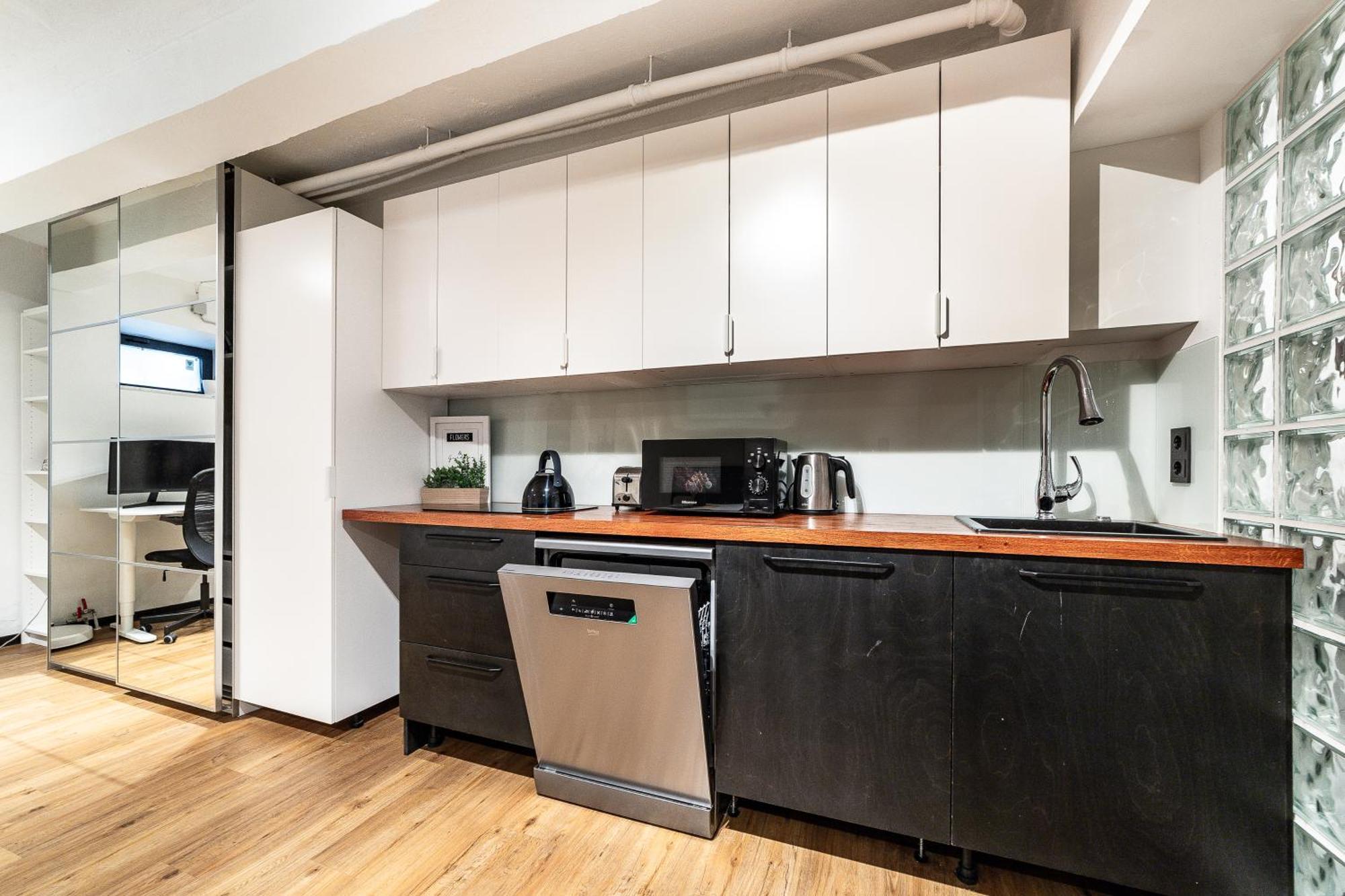 Dana-Entire Apartment Very Quiet And Central 2 تالين المظهر الخارجي الصورة